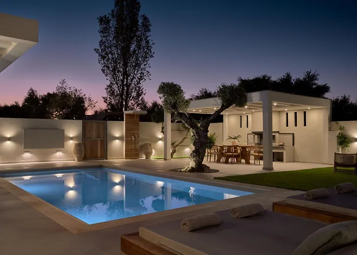 Anastasia With Private Heated Pool, By Zantewize Villa